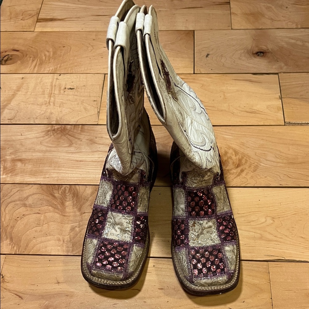 Women's Western Boots with Purple Accents